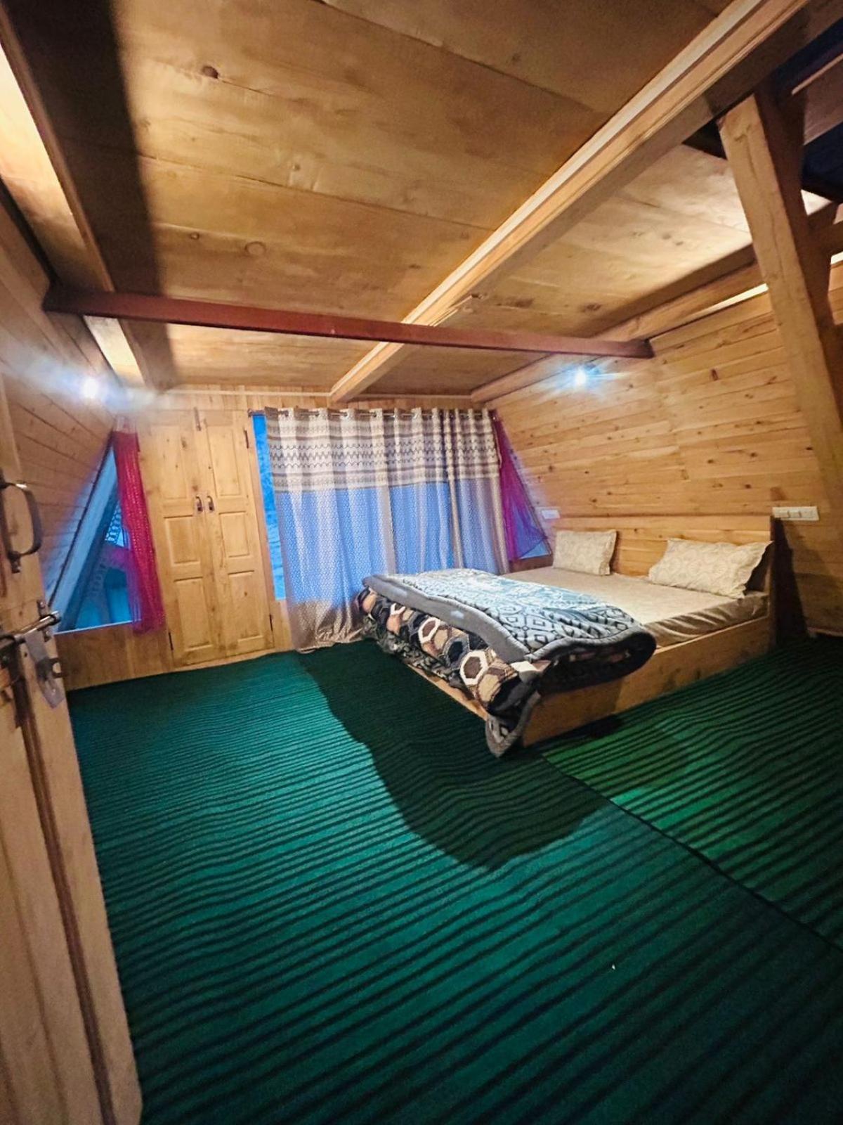 Tree Hub Jibhi Apartment Ngoại thất bức ảnh