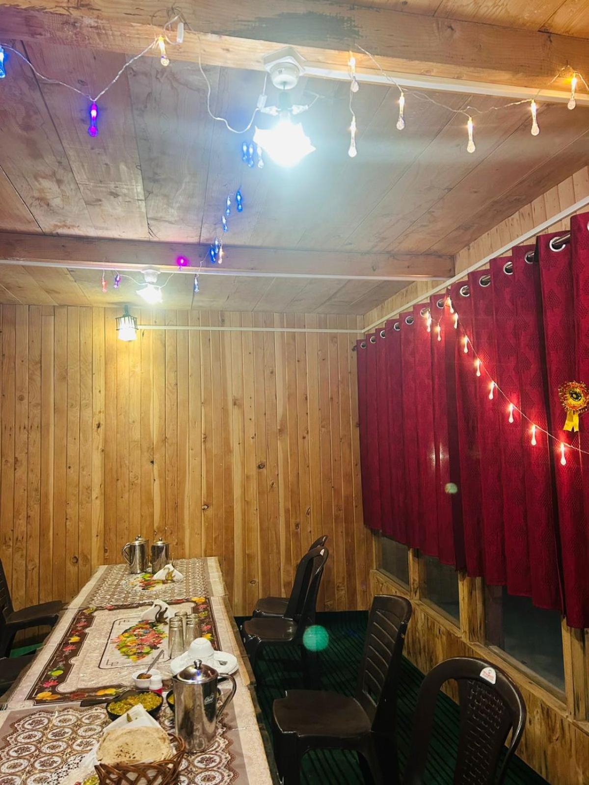 Tree Hub Jibhi Apartment Ngoại thất bức ảnh